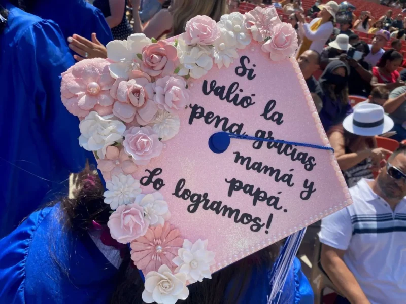 Graduation hat with a phrase on it